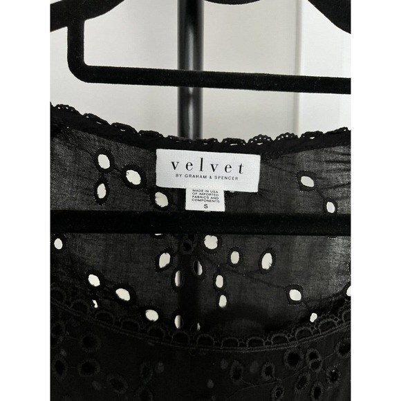 Velvet Graham & Spencer Black Eyelet Peasant Blouse Top Size S Ruffle Cute - Picture 3 of 9